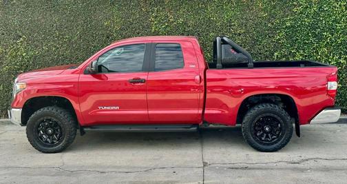 2018 Toyota Tundra SR5