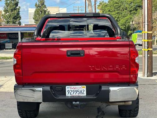 2018 Toyota Tundra SR5