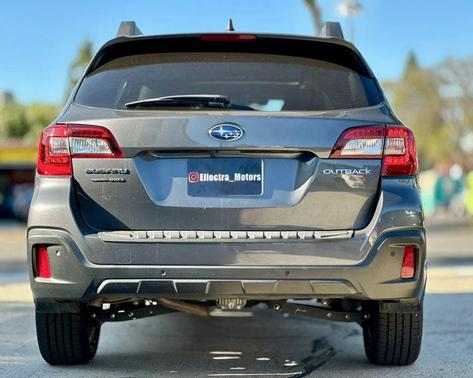 Gray 2018 Subaru Outback 2.5i Limited
