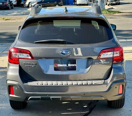 Gray 2018 Subaru Outback 2.5i Limited