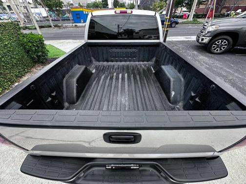 Gold 2004 Chevrolet Silverado 1500 LS Extended Cab