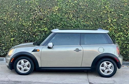 2009 MINI Cooper Base