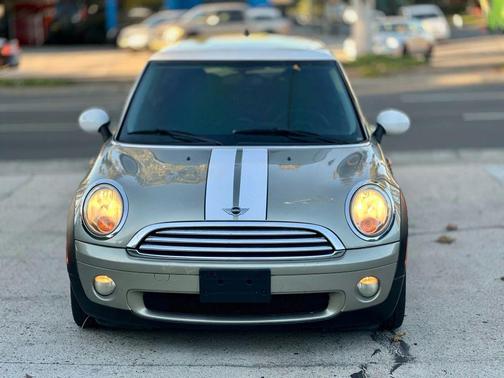 2009 MINI Cooper Base