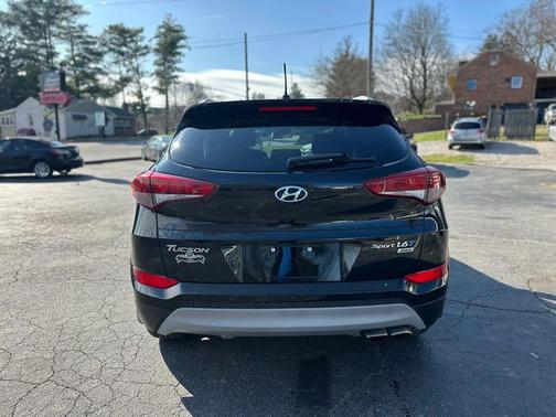 Black Noir Pearl 2017 Hyundai TUCSON Sport