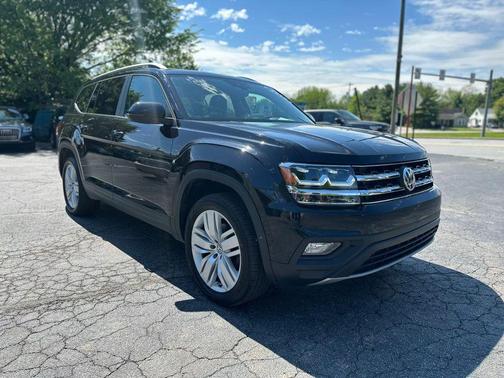 Deep Black Pearl 2019 Volkswagen Atlas 3.6L SE w/Technology