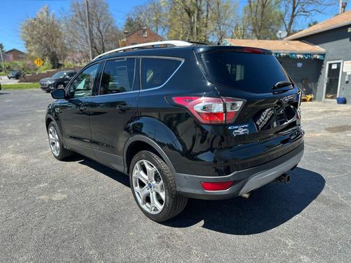 White Platinum Metallic Tri-Coat 2017 Ford Escape Titanium