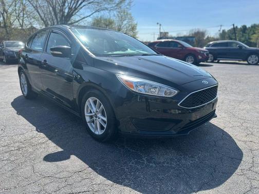 Shadow Black 2018 Ford Focus SE