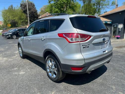 Ingot Silver 2016 Ford Escape SE