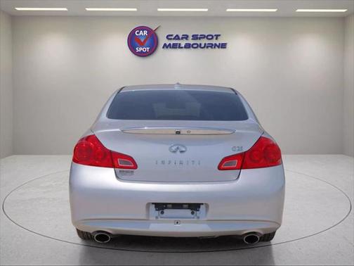 2011 INFINITI G25 Journey