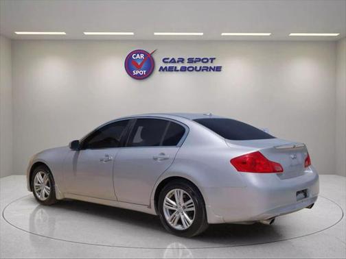 2011 INFINITI G25 Journey