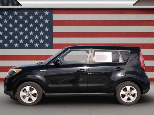 2017 Kia Soul Base