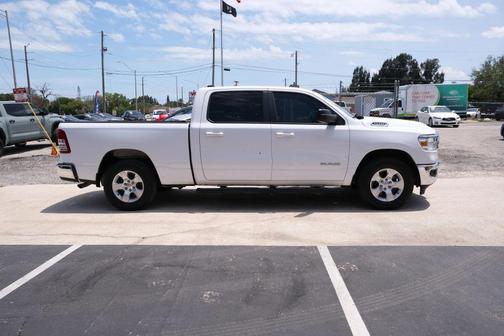 Bright White Clearcoat 2022 RAM 1500 Big Horn/Lone Star
