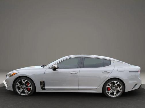 2019 Kia Stinger GT1