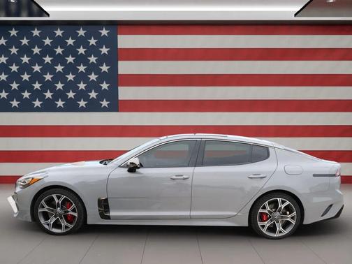 2019 Kia Stinger GT1