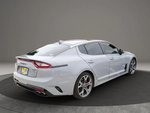 2019 Kia Stinger GT1