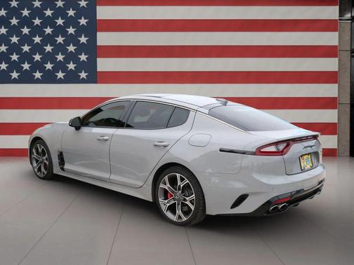 2019 Kia Stinger GT1
