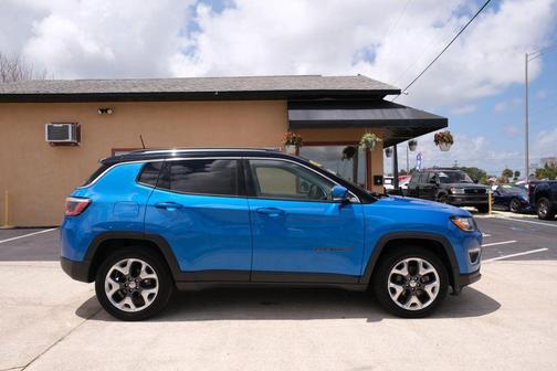 Laser Blue Pearlcoat 2017 Jeep New Compass Sport