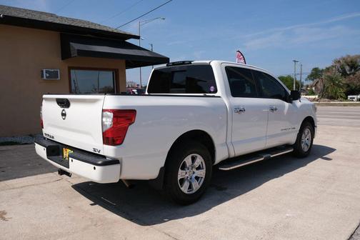 White 2018 Nissan Titan SV