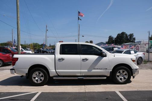 White 2018 Nissan Titan SV