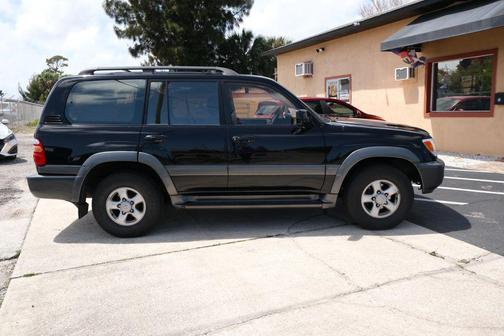 Black 2000 Toyota Land Cruiser Base