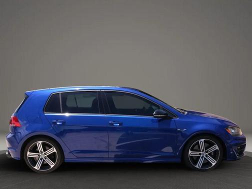 2016 Volkswagen Golf R 2.0T DSG