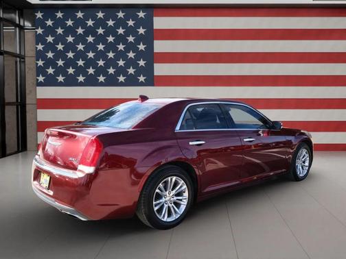 2015 Chrysler 300C Base