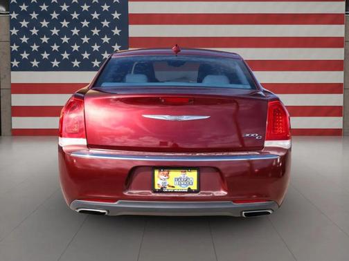 2015 Chrysler 300C Base