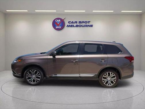 2018 Mitsubishi Outlander SE