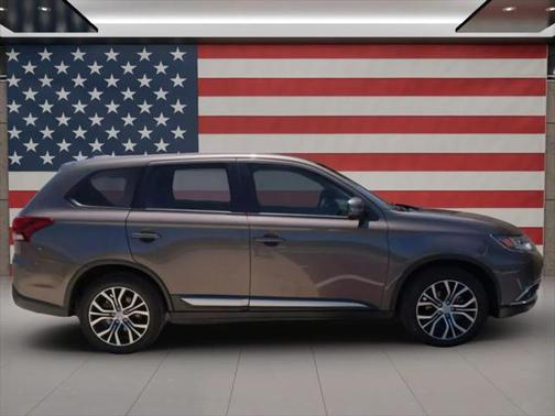 2018 Mitsubishi Outlander SE