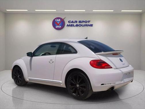 2012 Volkswagen Beetle 2.0T Turbo Launch Edition