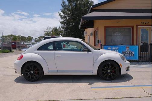 2012 Volkswagen Beetle 2.0T Turbo Launch Edition