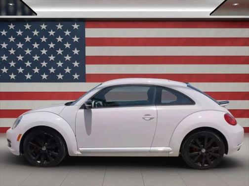 2012 Volkswagen Beetle 2.0T Turbo Launch Edition
