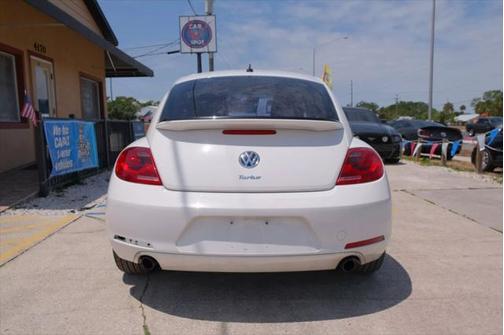 2012 Volkswagen Beetle 2.0T Turbo Launch Edition