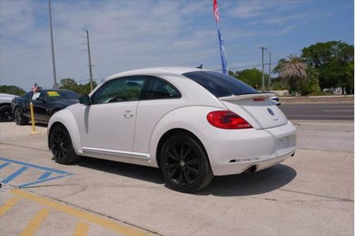 2012 Volkswagen Beetle 2.0T Turbo Launch Edition