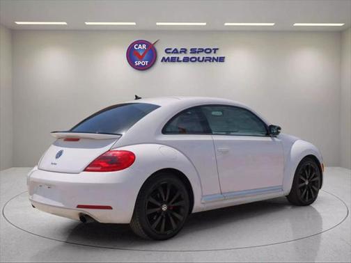 2012 Volkswagen Beetle 2.0T Turbo Launch Edition