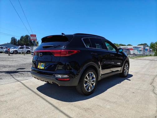 Black Cherry 2021 Kia Sportage S