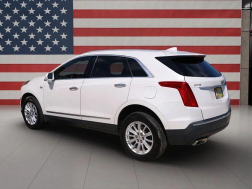 2017 Cadillac XT5 Base