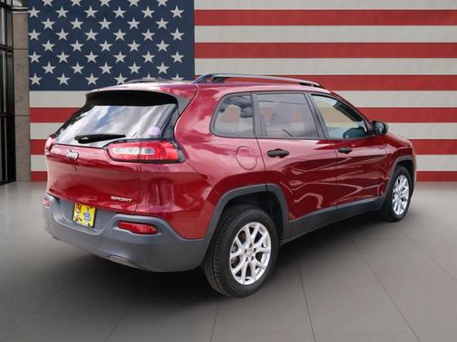 2016 Jeep Cherokee Sport