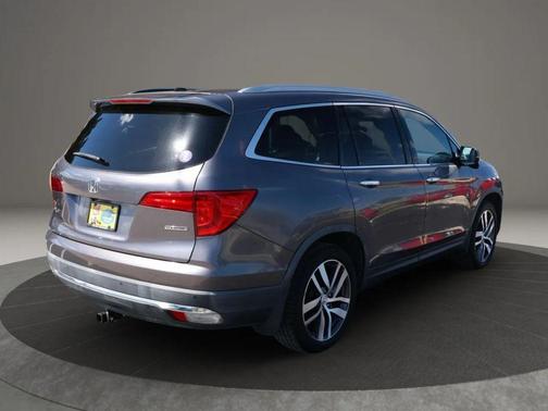 2018 Honda Pilot Touring