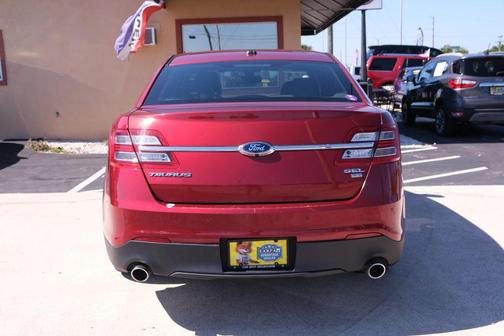 Ruby Red Metallic 2013 Ford Taurus SEL