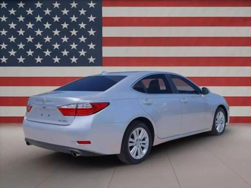 2015 Lexus ES 350 Crafted Line