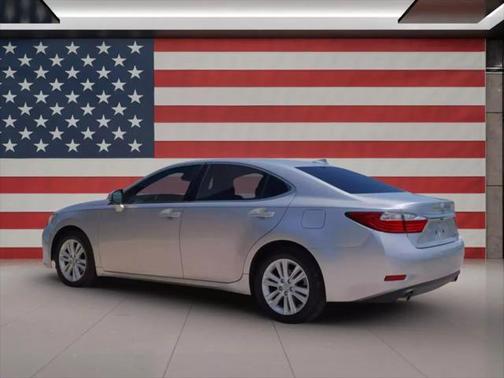 2015 Lexus ES 350 Crafted Line