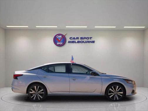 2021 Nissan Altima SR Intelligent AWD