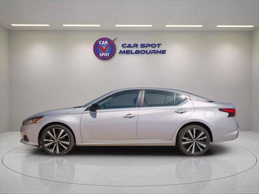 2021 Nissan Altima SR Intelligent AWD