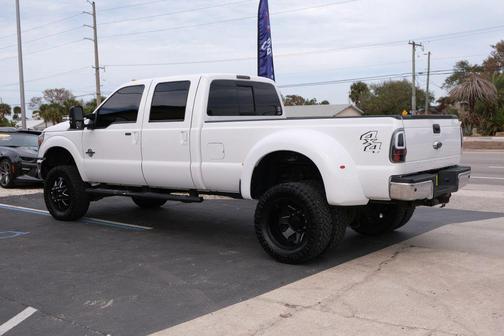 Oxford White 2015 Ford F-350 Lariat