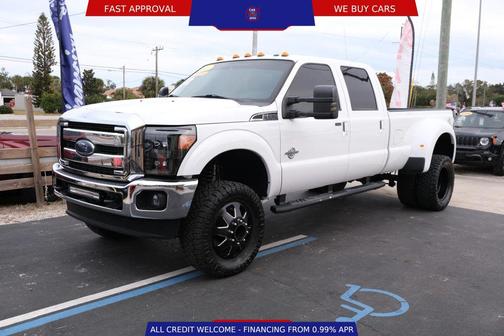 Oxford White 2015 Ford F-350 Lariat