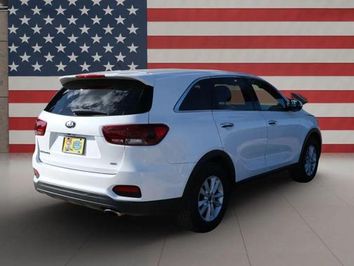 2020 Kia Sorento LX
