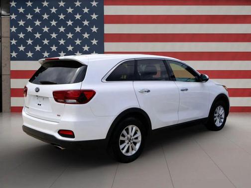 2020 Kia Sorento LX