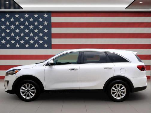 2020 Kia Sorento LX