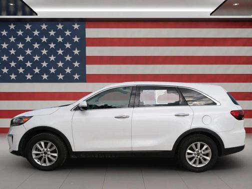 2020 Kia Sorento LX